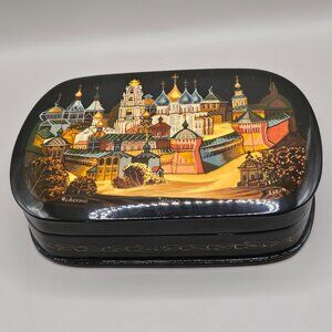 Vintage Fedoskino "Zagorsk" Russian Lacquer  trinket jewerly box